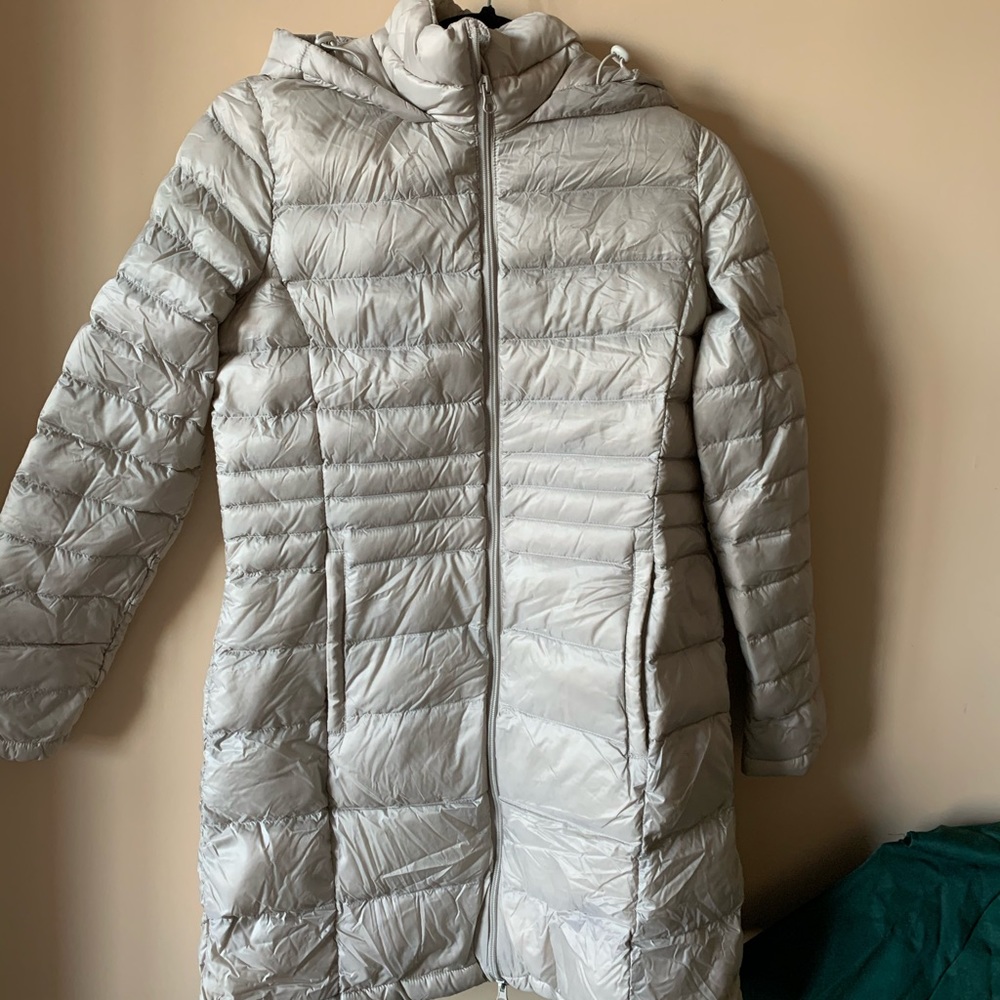 Light weight down jacket - Picture 2 of 3
